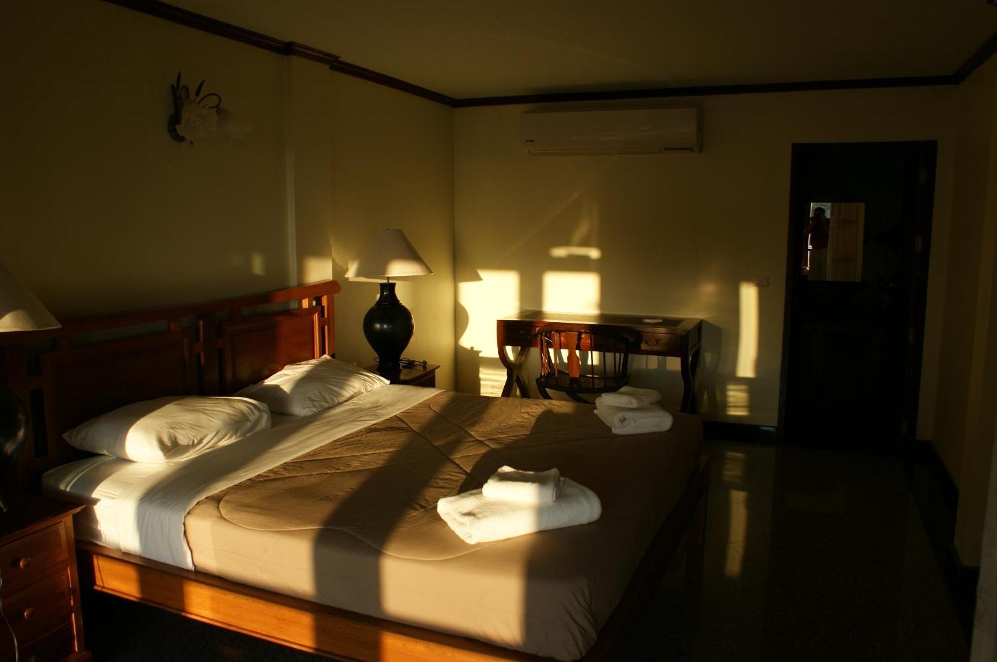 Prince Edouard Apartments & Resort Sha Extra Plus Patong Szoba fotó